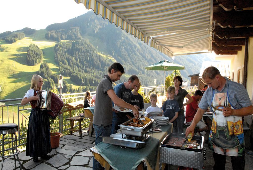 Ferienhof Pfefferbauer Saalbach-Hinterglemm Exteriör bild