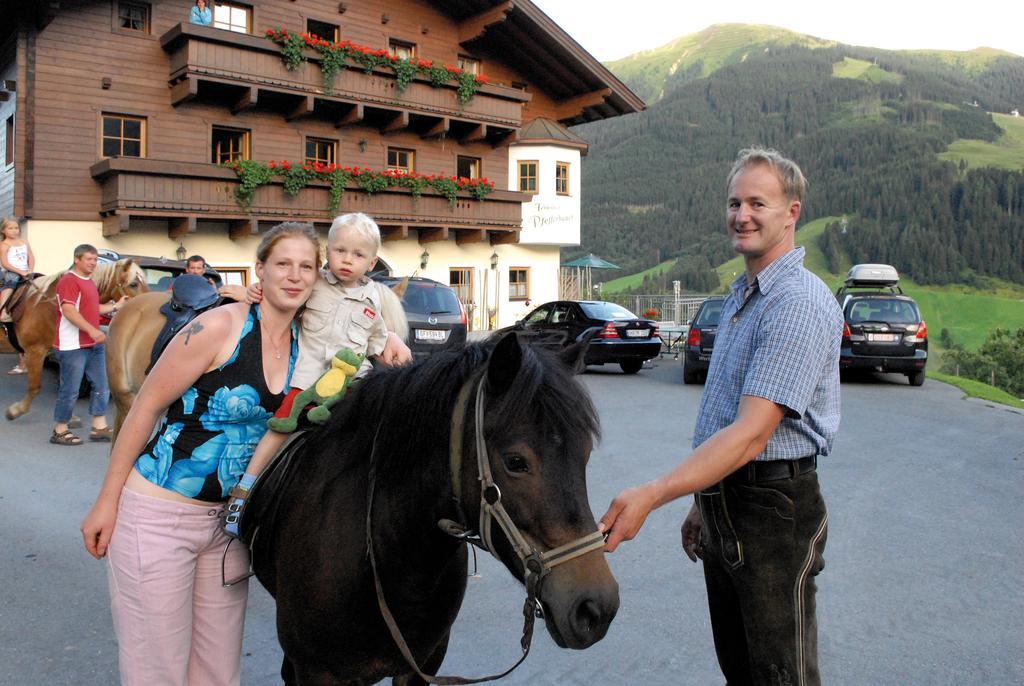 Ferienhof Pfefferbauer Saalbach-Hinterglemm Exteriör bild